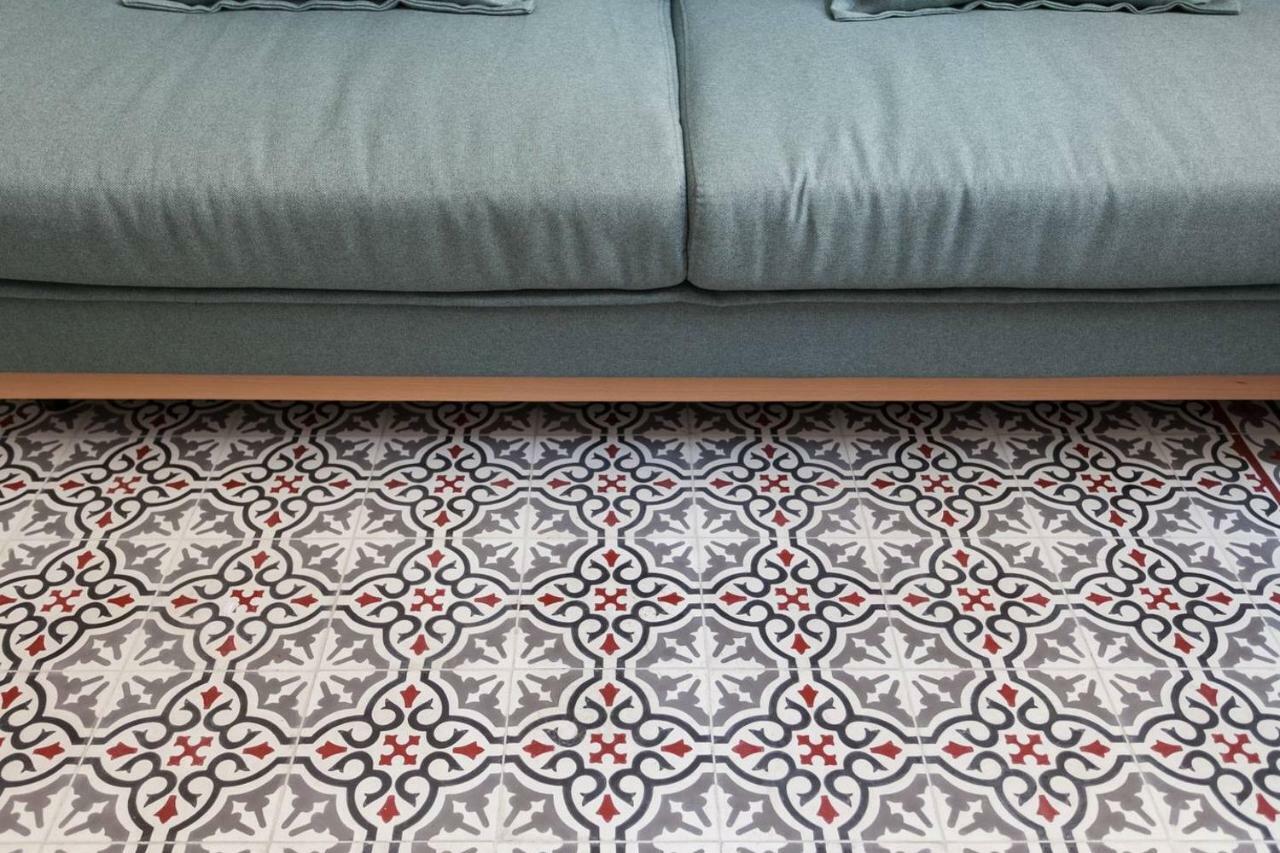 Stylish Apartment With Terrace For Couple Or Family 巴塞罗那 外观 照片